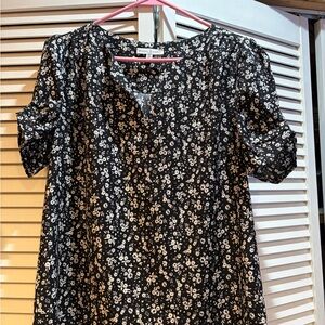 Floral Black and White Women's Top